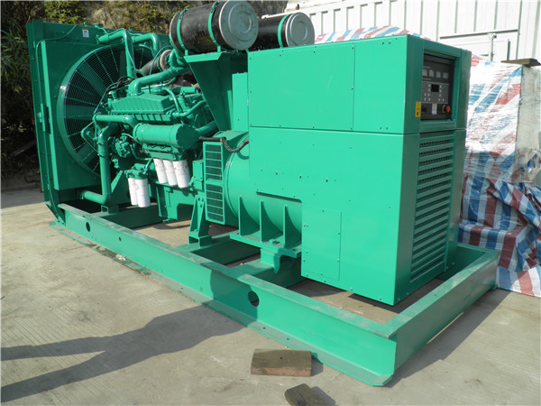 察隅发电车出租-柴油发电机组在使用的过程中应该做好哪些防护工作