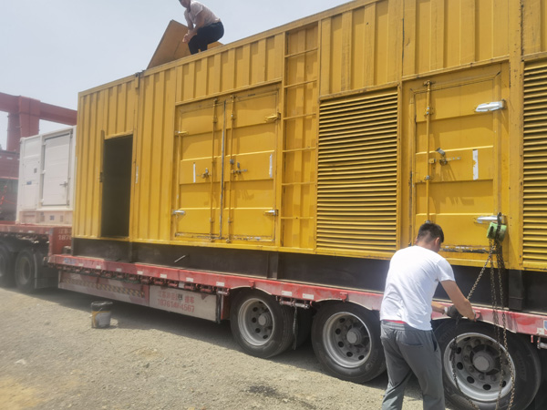 察隅除了负载情况和发动机维护，还有哪些因素会影响 200kw 柴油发电机的油耗？