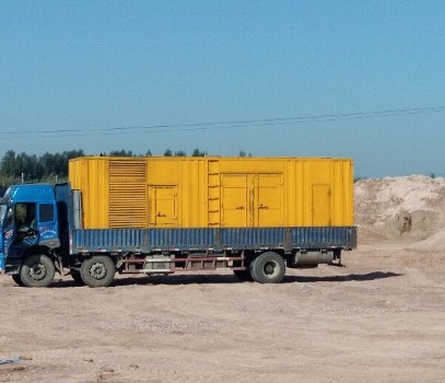 察隅发电机出租如何判断柴油发电机冷却液是否需要更换？