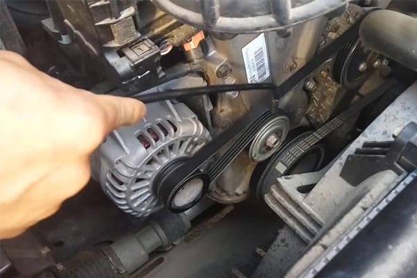 察隅转速传感器的工作原理是什么？