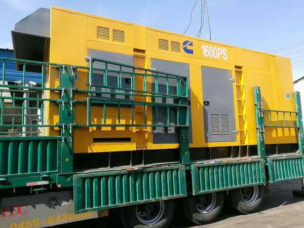 察隅测量水冷式机油散热器密封件尺寸时的注意事项有哪些？